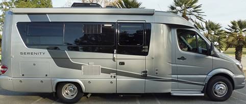 Motorhome for Hire in BO'NESS from £130.00 Fiat Ducato Luxury 4 Berth  Campervan :: Camplify